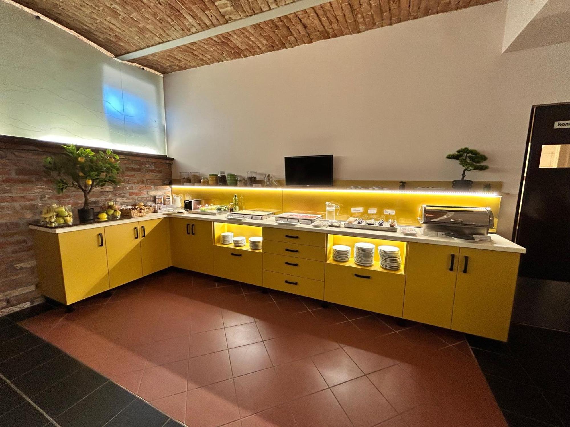 Boutique Hotel Sopianae Pecs Exterior photo